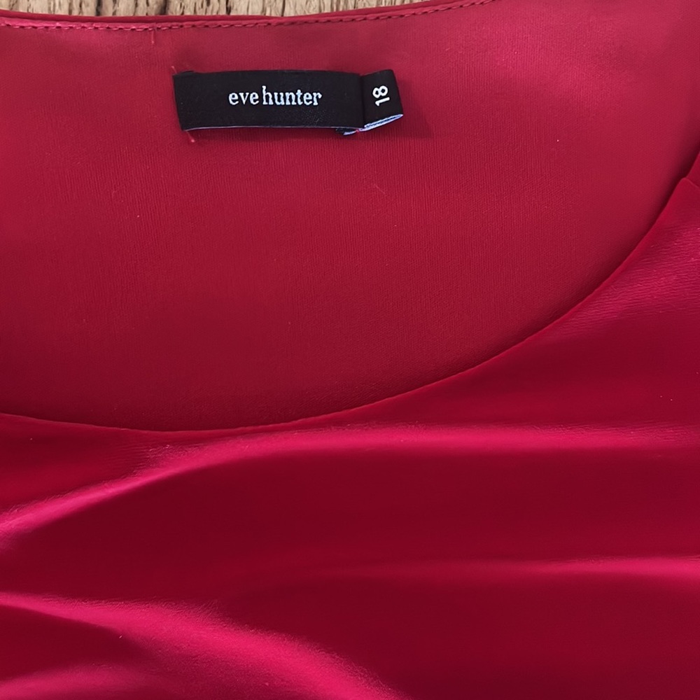Eve Hunter Red Dress with diamantés detailing - Worn Once - size 18 - Picture 5 of 8